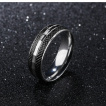 Bague homme acier � bandes d'�cailles noires
