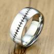 Bague homme acier � couture grav�e style baseball