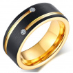 Bague homme en tungstene noir et dor� � lignes avec strass