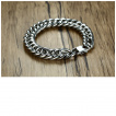Bracelet homme � larges maillons style cubain en acier