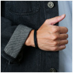 Bracelet jonc noir pour homme à bords style tressé en acier