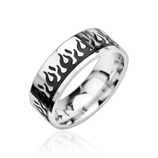 Bague homme en acier avec flammes noires