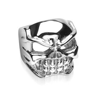 Bague homme en acier avec large t�te de mort