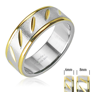 Bague homme en acier � bords et rainures dor�es