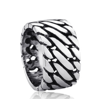 Bague homme gothique en acier � aspect chaine (rigide)