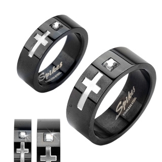 Bague homme noire en acier avec croix et pierre carr�e