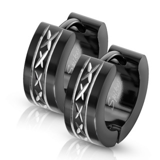 Boucles d'oreille noires acier � croisillons grav�s (paire)