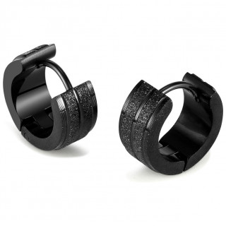 Cr�oles homme noires larges en acier � bandes sabl�es (paire)