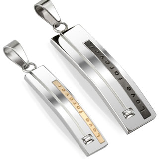 Paire de pendentifs acier plaques rectangulaires courb�es "love forever"