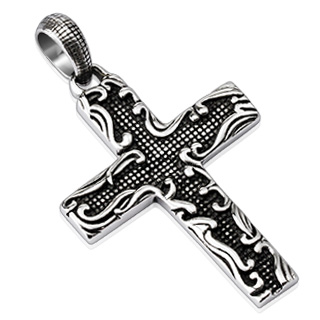 Pendentif acier croix noircie � reliefs style serpents