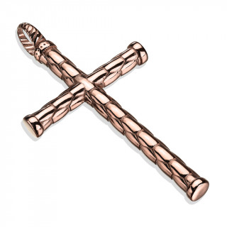 Pendentif croix latine � �cailles en acier cuivr�