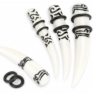 Piercing �carteur tapers courb� en os grav� tribal