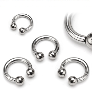 Piercing fer � cheval en acier � boules